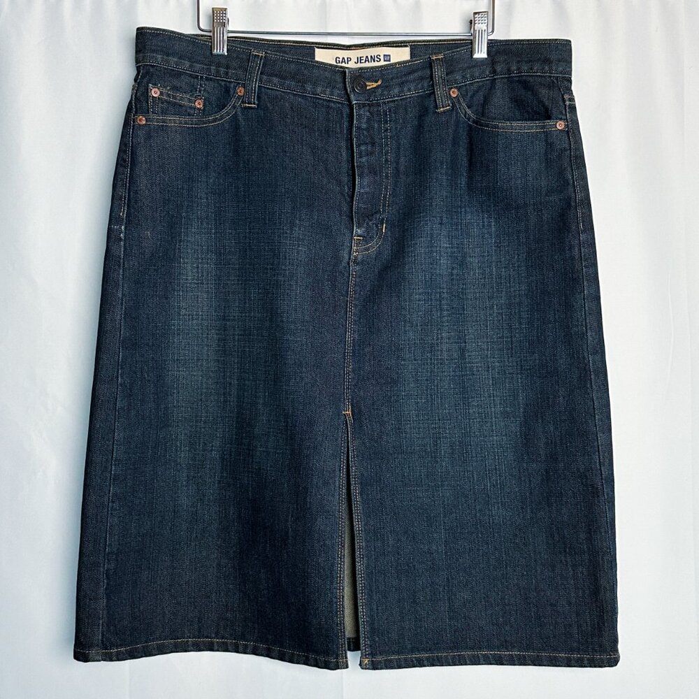 GAP Dark Denim Skirt – Knee length A-line (est. size 12)